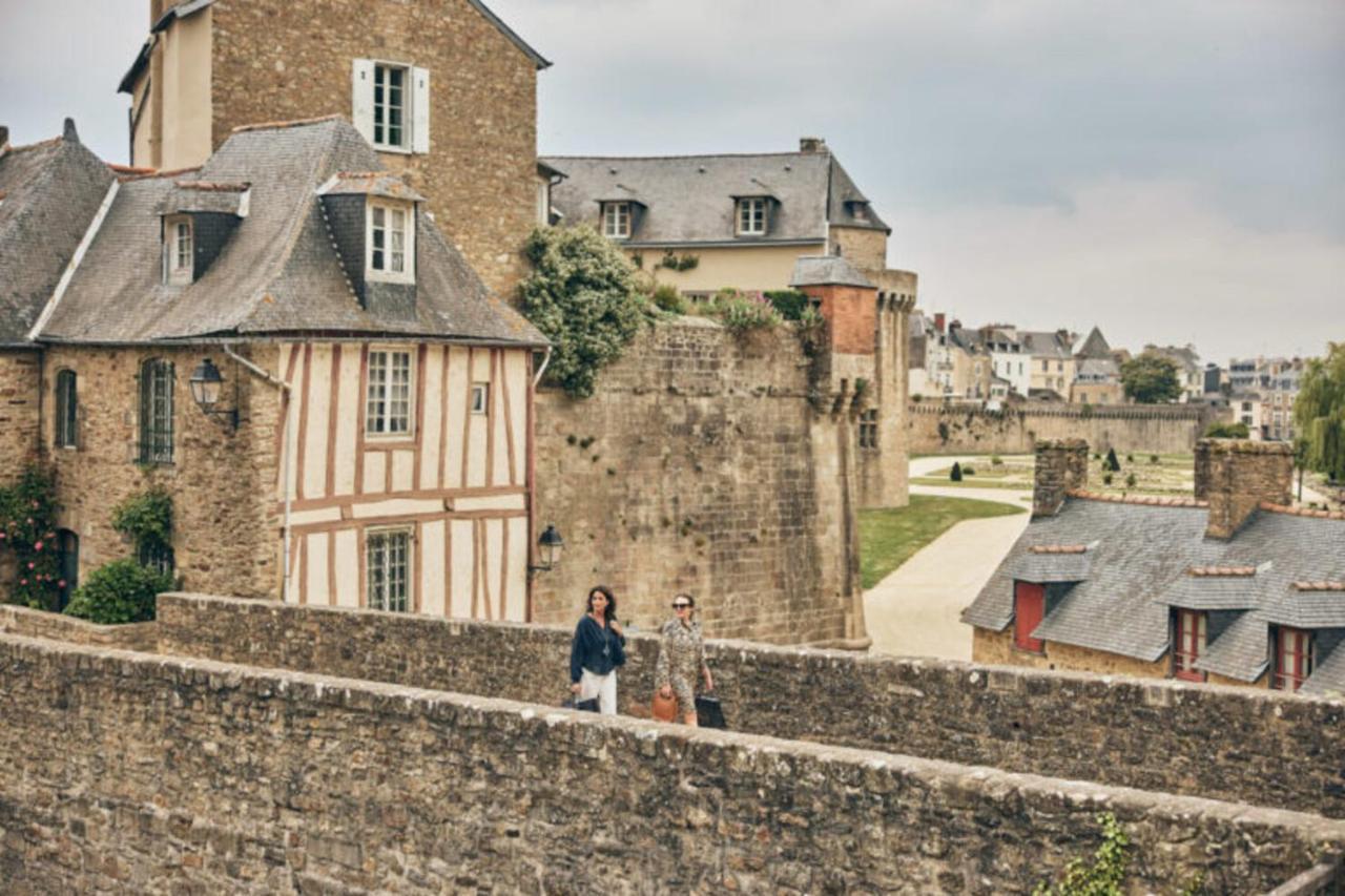 Studio Tout Confort Avec Vue Cathedrale A St Patern Vannes-Centreアパートメント エクステリア 写真